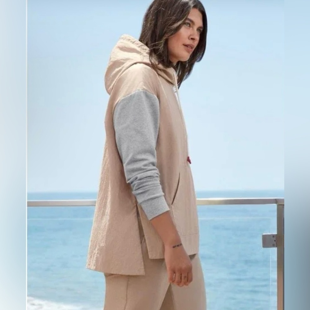 Johnny Was âCalmeâ Nylon Hoodie & Pants Set In Beige/Gray Size Small